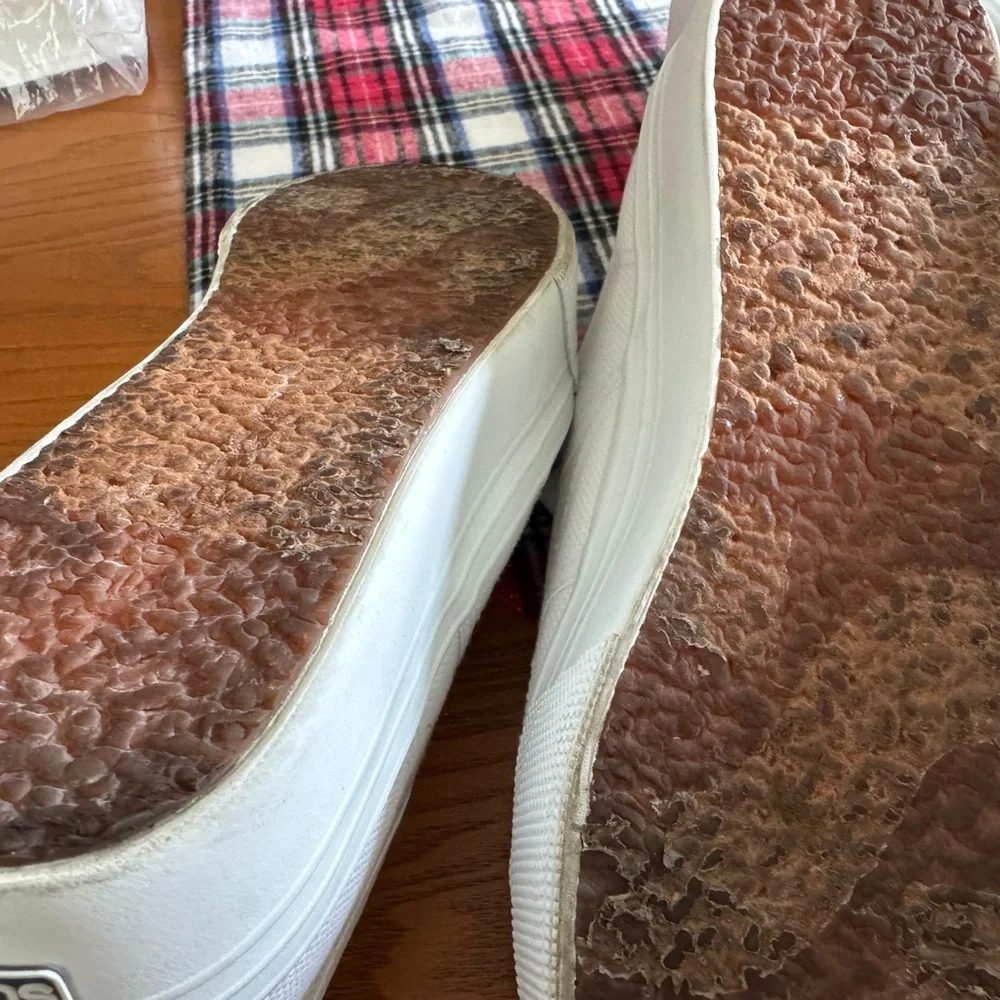 Superga Classic White Sneakers - Picture 6 of 9